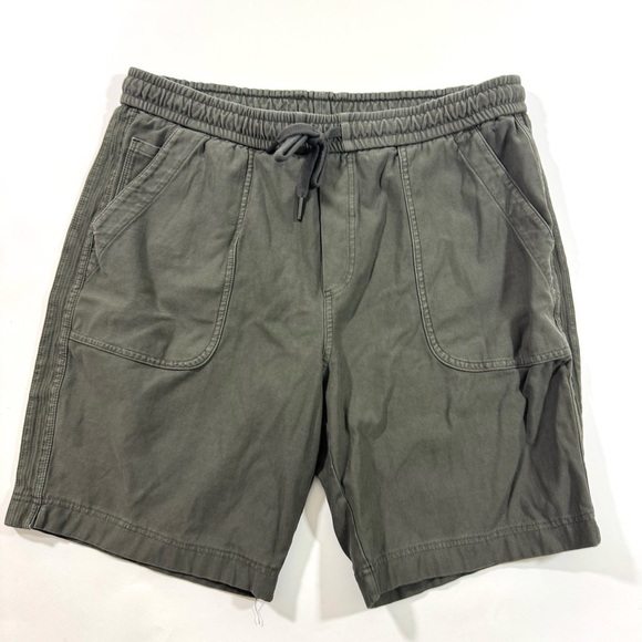 Athleta Farallon Bermuda Shorts Green Size 12 - Picture 1 of 7